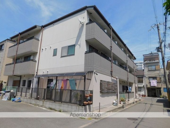 クローバーマンション307の外観