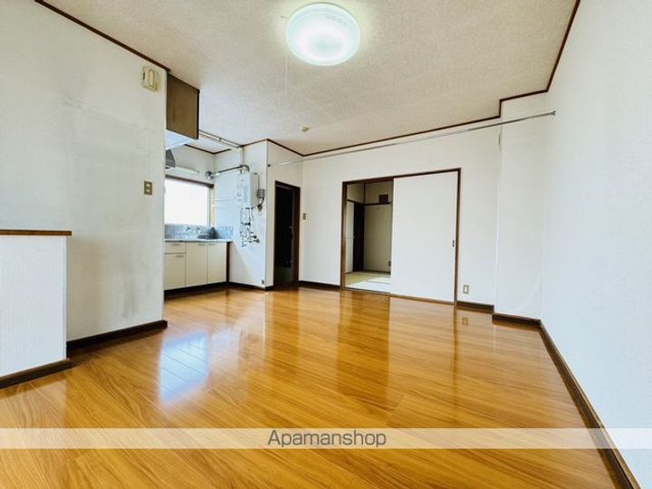 マンションあずま美原201の内装