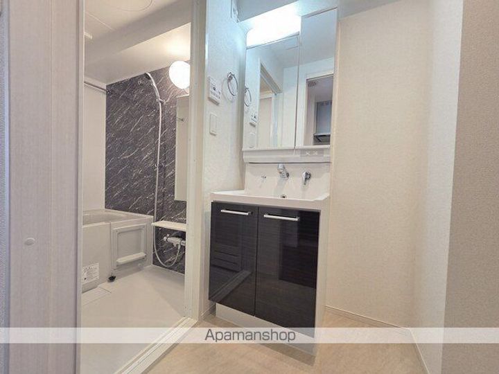 プレシャス ベースのその他画像