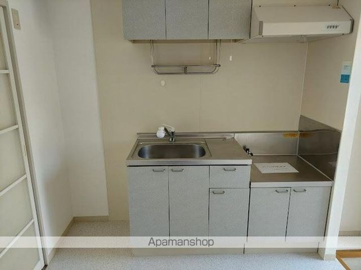 ライトステージC101のキッチン