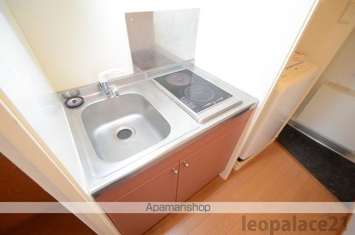 レオパレスSTANZA204のキッチン