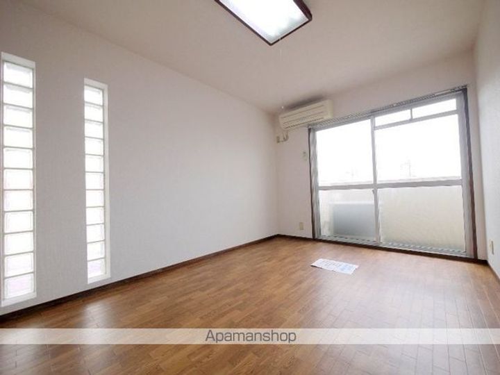 プレスイン駒場の内装