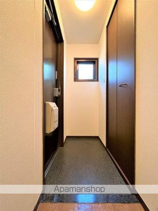 サンコート陣場の玄関