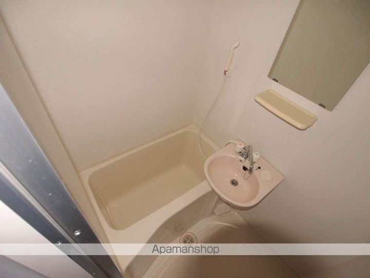 レオパレスCHEVAL103の風呂