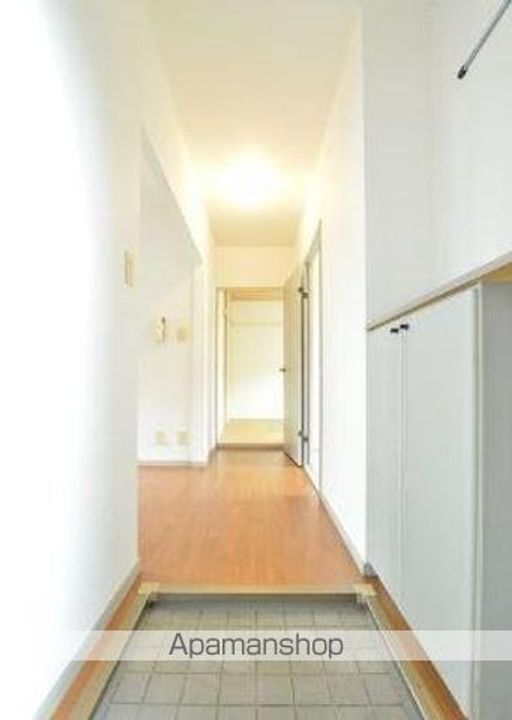 香川県高松市多肥上町の賃貸アパートの玄関