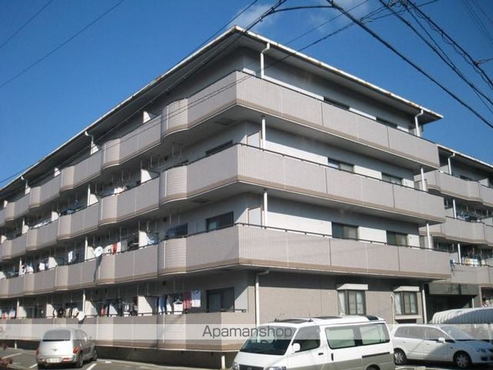 ホワイトウェル108の外観