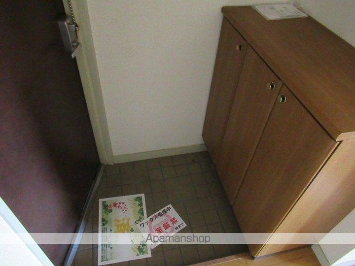 ウエストバレービレッジ103の玄関