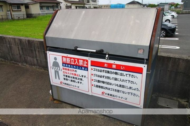 岐阜県可児郡御嵩町中の賃貸アパートの外観