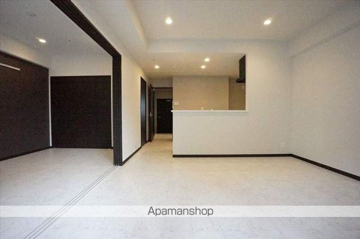 リンパクマンションの居間