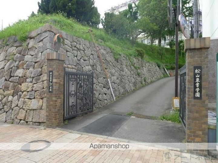 愛媛県松山市木屋町1丁目の賃貸マンション107の周辺