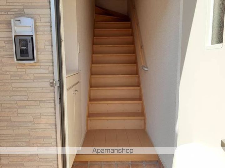 パーク フィネ Aの玄関