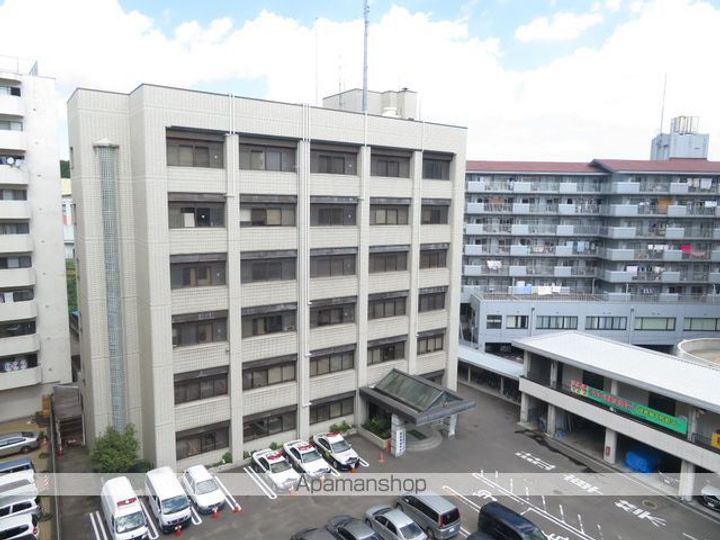 ロイヤルヒルズ台原Ⅰの周辺