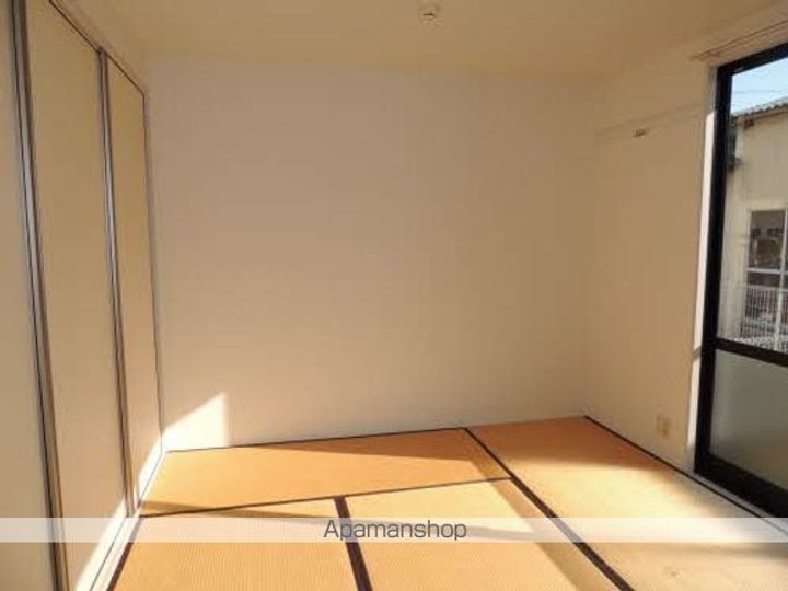 プリムヴェール A棟102の内装