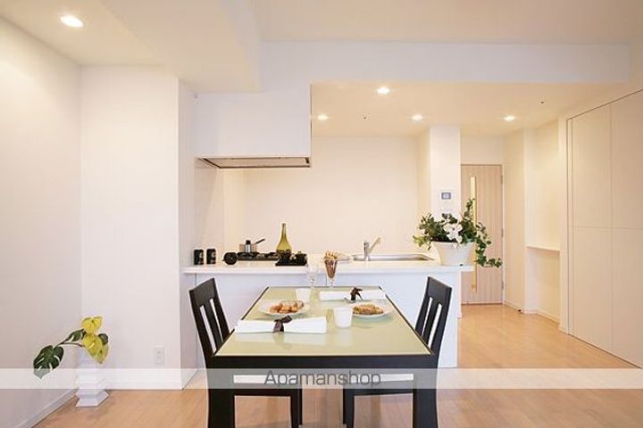 東京都文京区本駒込3丁目の賃貸マンション1201の風呂