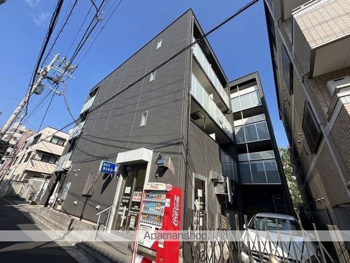 東京都中野区野方6丁目の賃貸マンションの外観