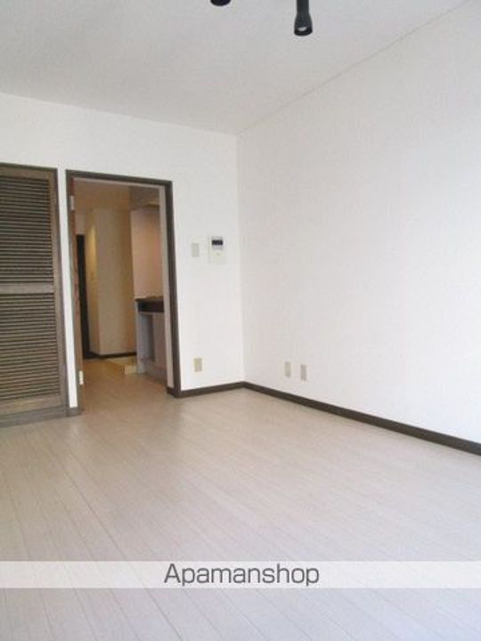 東京都杉並区堀ノ内2丁目の賃貸マンションの内装