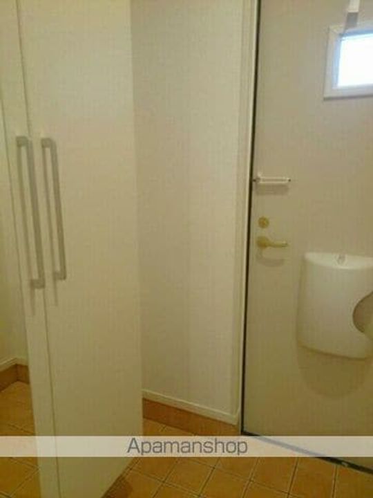 リーファ・ヴィラ ヤマキドⅡの玄関