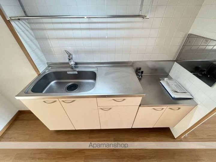 エル・トゥール1番館202のキッチン