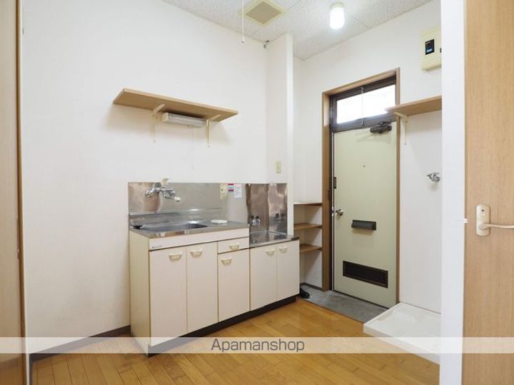 コーポジェイクン B棟のキッチン