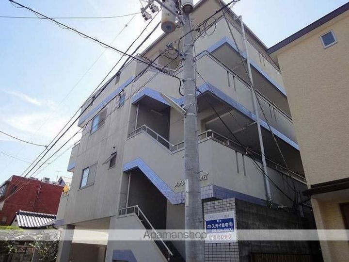 メゾンレーヴ潮江の外観