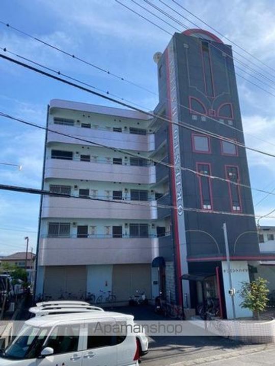 第2オリエントハイツの外観