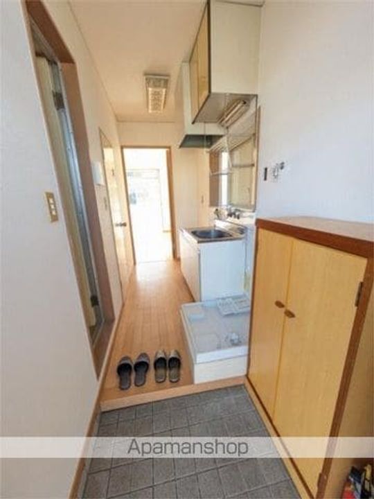 モン シャトー101の玄関