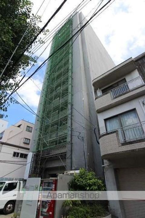 LIVE CASA県庁前の外観