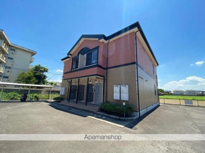 香川県高松市一宮町の賃貸アパートの外観