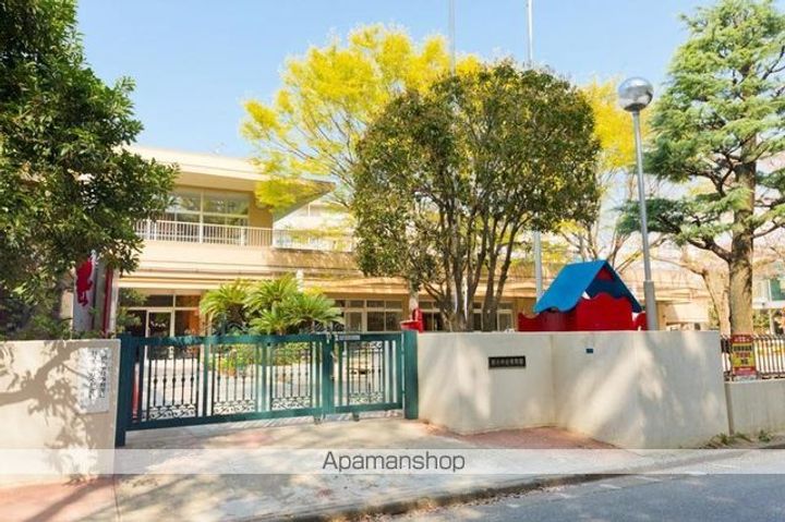 レオパレスリトルガーデンの周辺