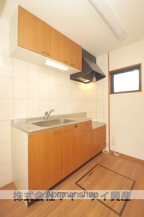 岡山県笠岡市笠岡の賃貸アパートのキッチン
