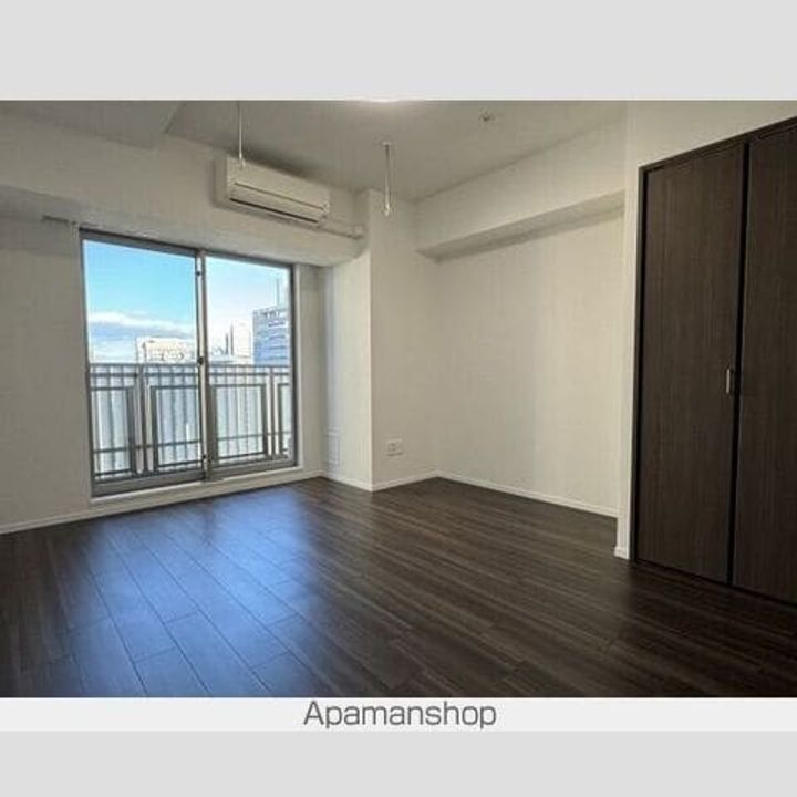 フロンティア新宿タワーの居間