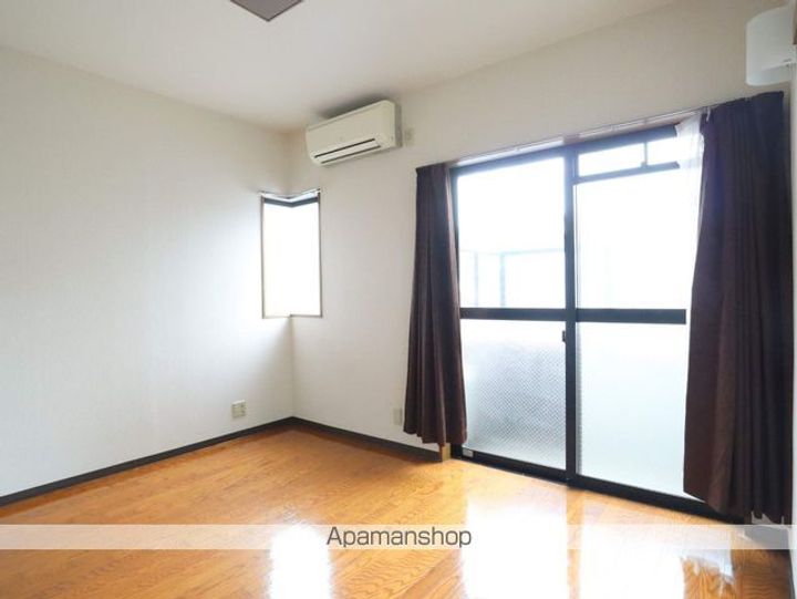 ベルグランデ川名の内装