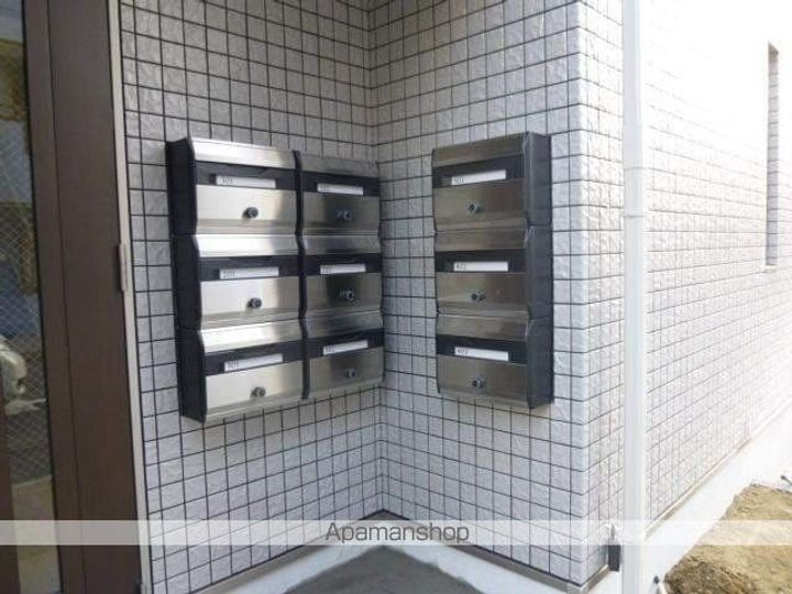 東京都荒川区東日暮里1丁目の賃貸マンションの内装