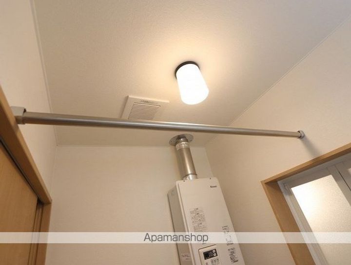 ロイヤルハイム北光B201の内装