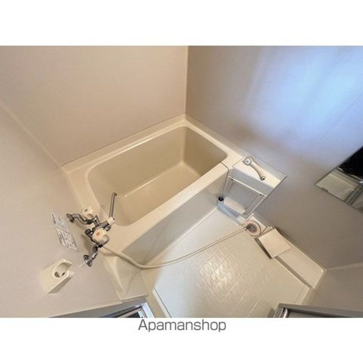 アパートメントSCの風呂