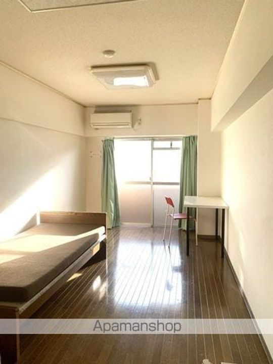 サンウェル琴平411の居間