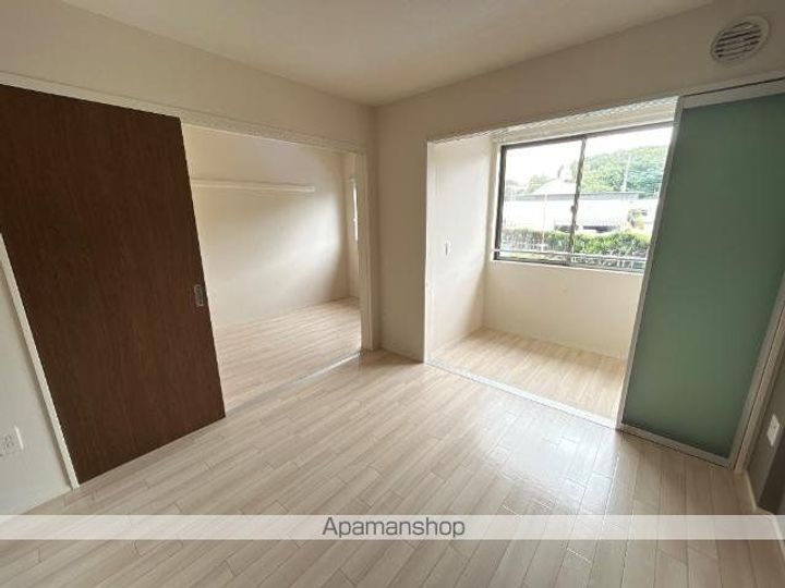 東京都八王子市左入町の賃貸アパートの内装