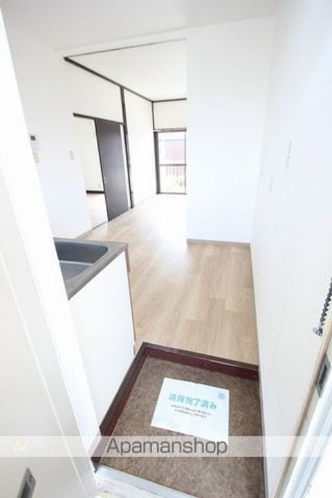 クレア蓮田201の玄関