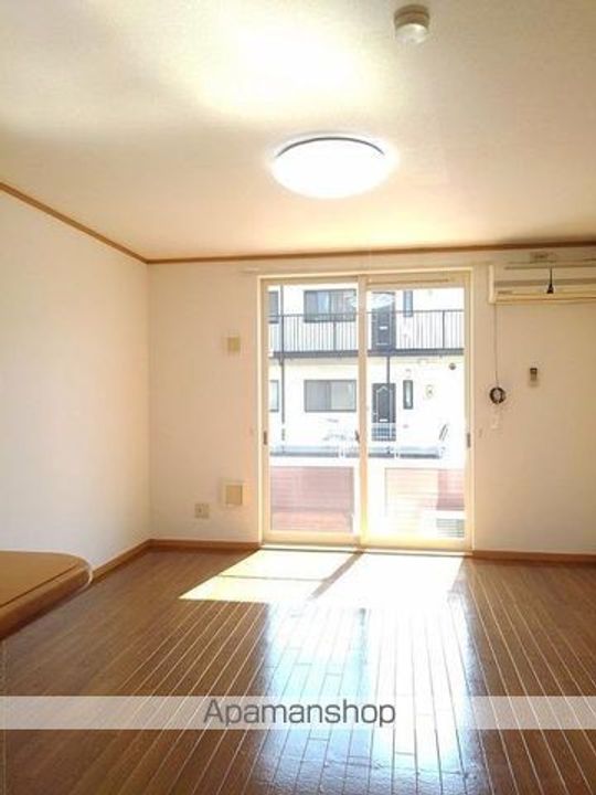 パルフォレストBの居間