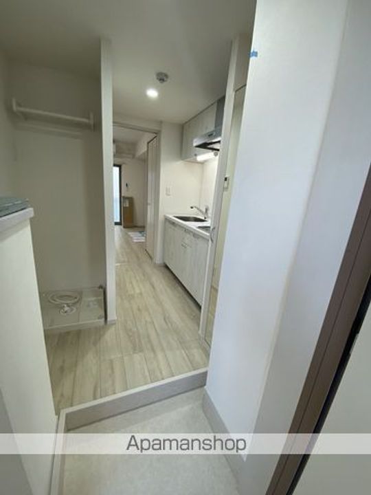 福生セイワレジデンスの玄関