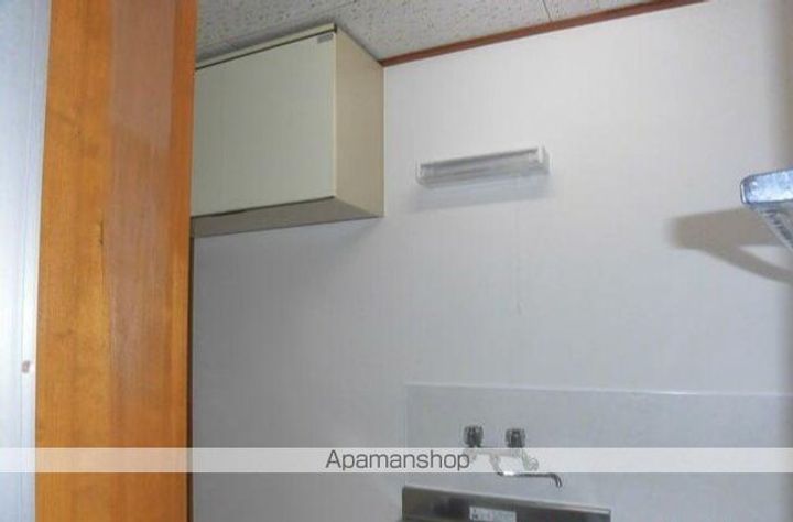 東京都中野区本町6丁目の賃貸アパートの内装