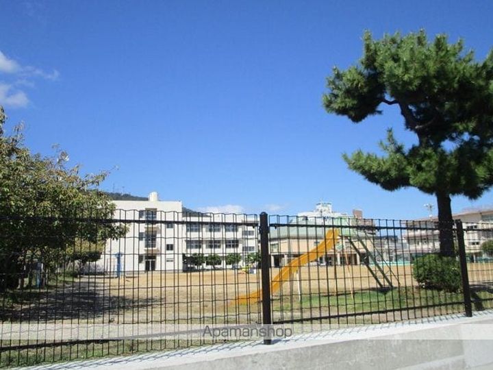 キャトルセゾン 富田橋の周辺