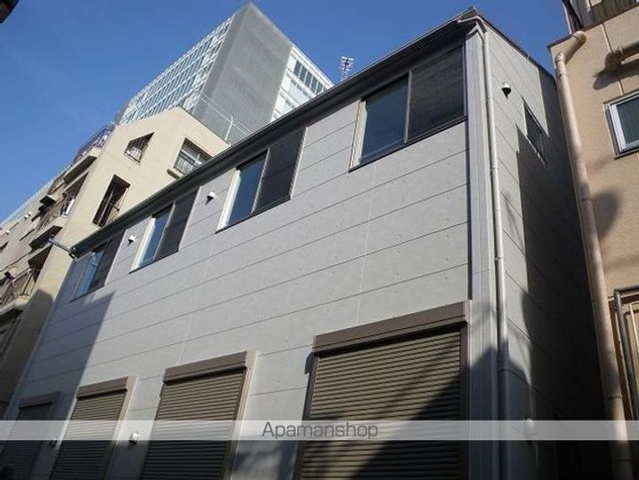 東京都台東区東上野4丁目の賃貸アパートの外観