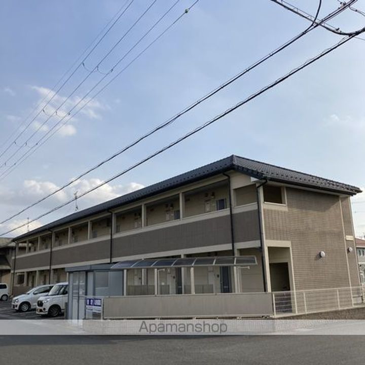 滋賀県甲賀市水口町的場の賃貸アパートの外観