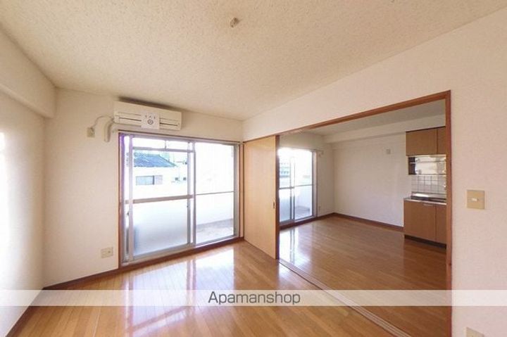 ノースリバーⅡの居間