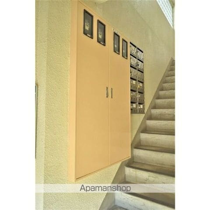 愛知県名古屋市北区中切町字野間の賃貸マンションの外観