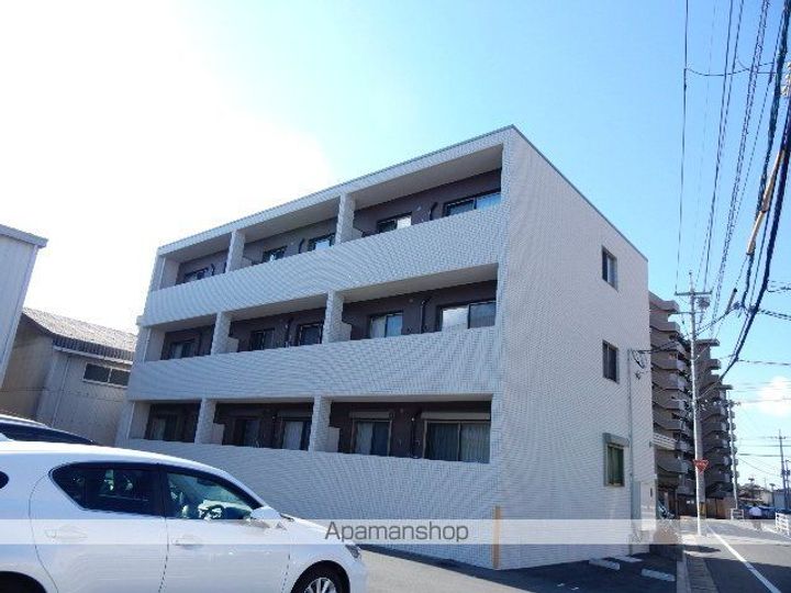 サウスコート西市の外観