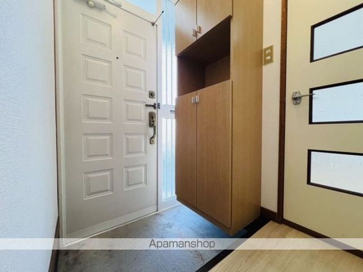 ロジュマンジャンティ(ロジュマンジャンティ)103の玄関