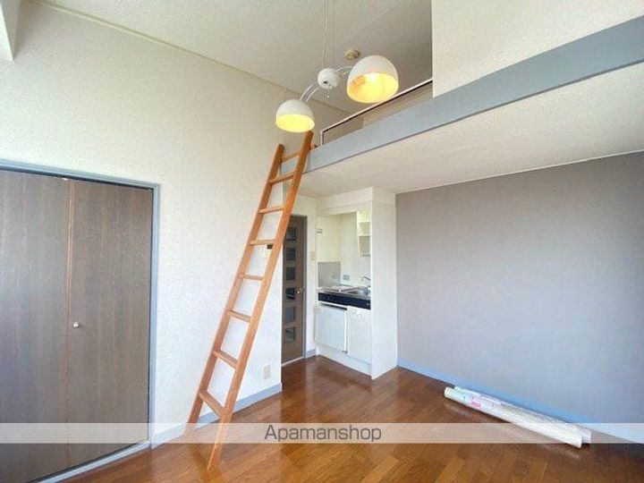 カーザ アルテ (CASA ARTE)301の内装