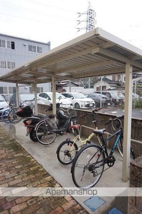 ウヴェルテュールのその他画像